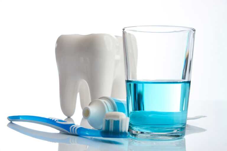 Mouth Rinsing as Prevention for Dental Problems poloskannya yak profilaktika 1