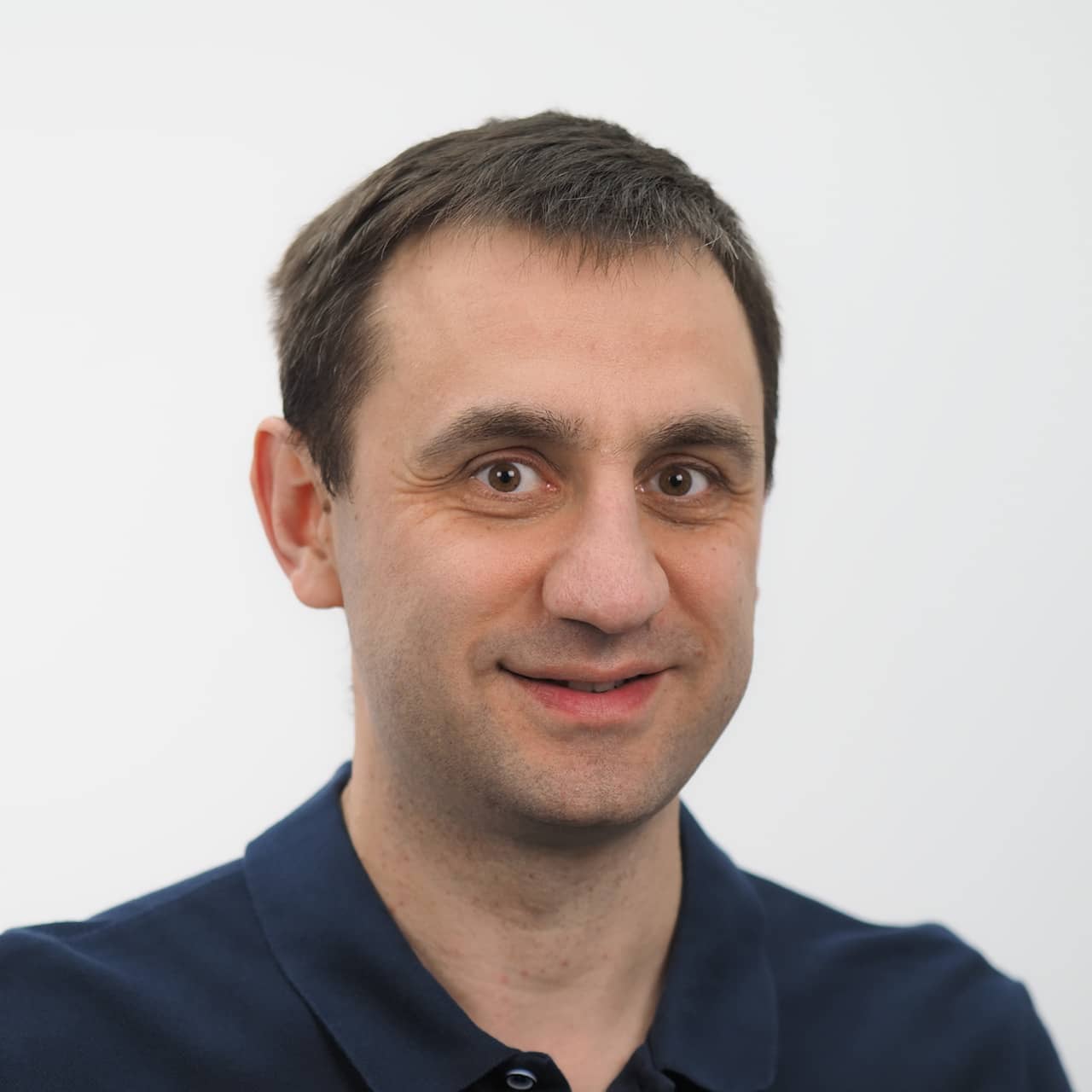 Кеян Давид Миколайович Стоматолог-хірург