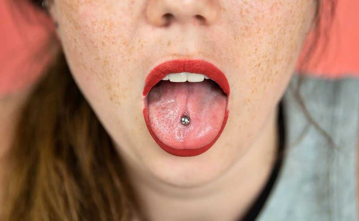 Tongue Piercing and Oral Health: What Dentists Want You to Know 1 Tongue Piercing
